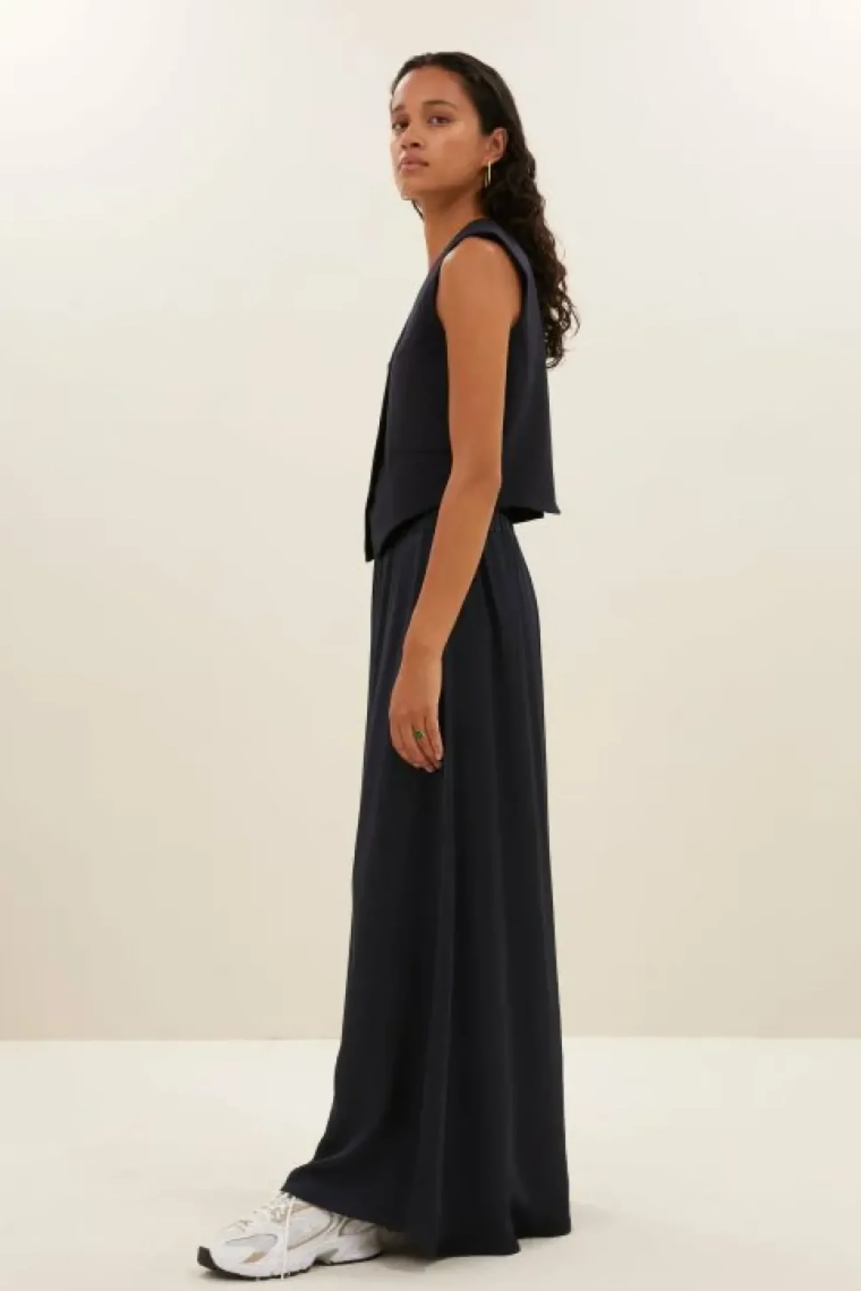Gilets & Spencers|Jassen*By bar lynn pinstripe gilet | midnight
