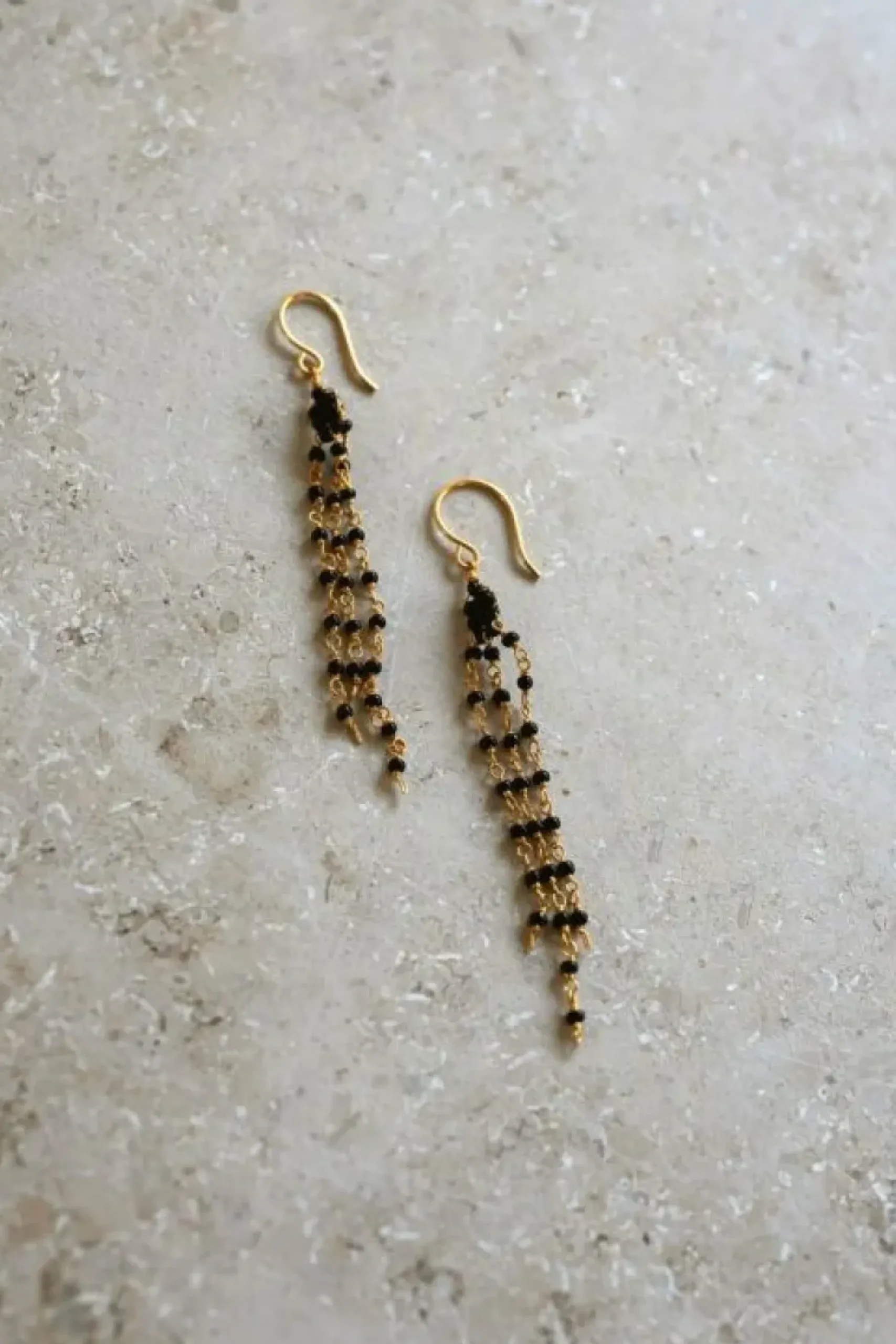 Oorbellen|Sieraden*By bar sterre earring | black